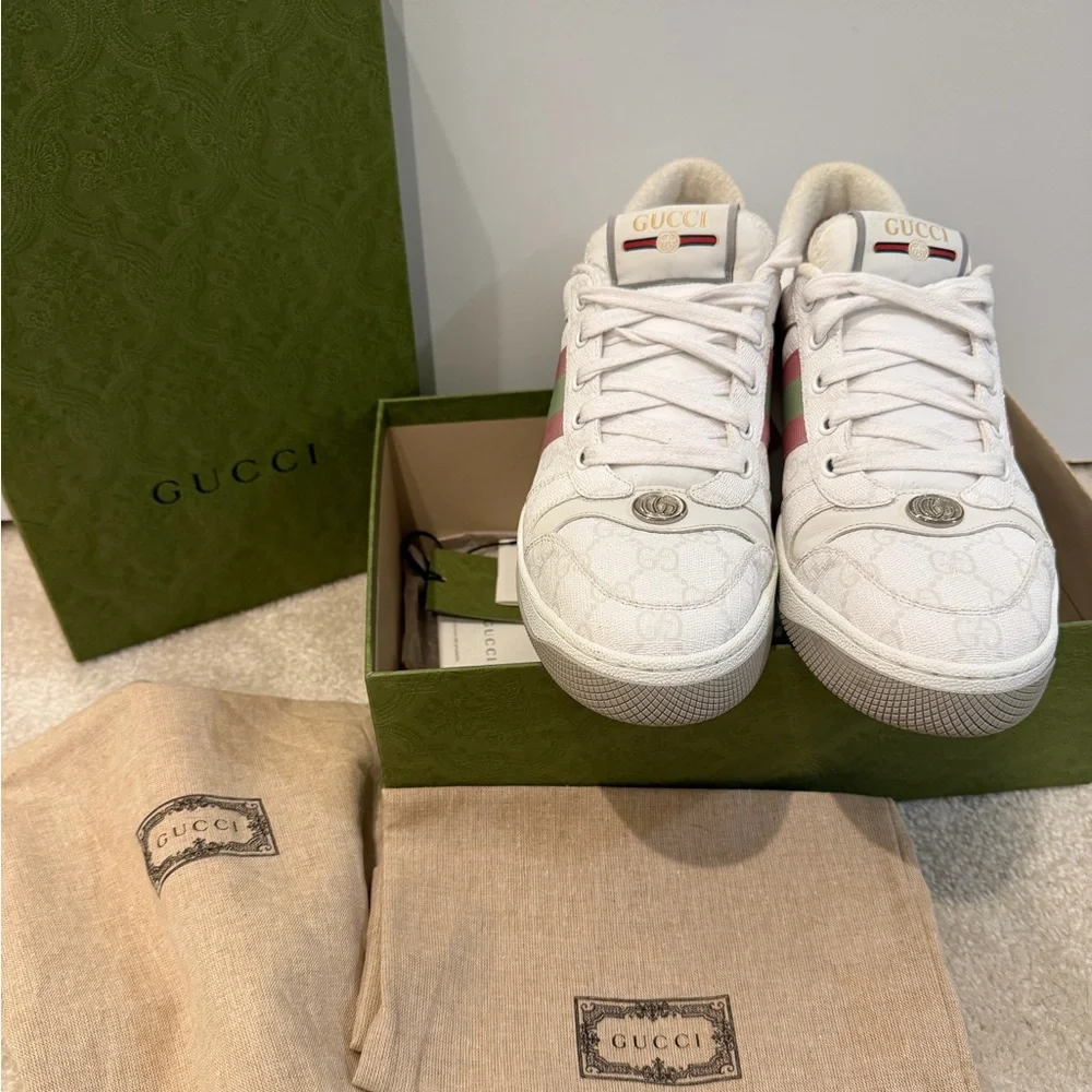 Gucci Sneakers - Picture 2 of 14